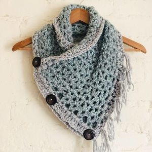 Triangle Button Scarf | Cowl 🧶🧣